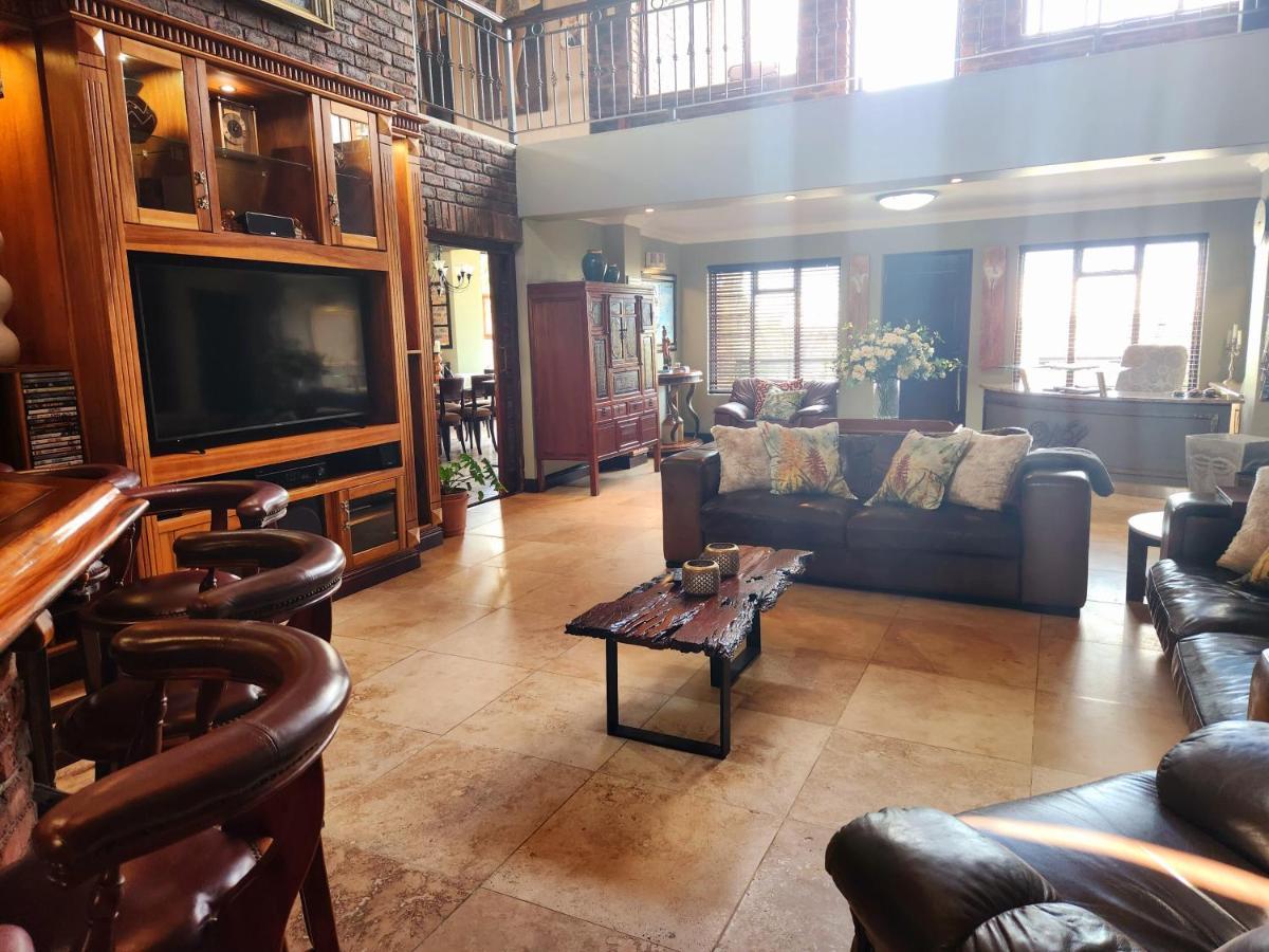 The Wooden Leg Guesthouse Kleinmond Extérieur photo