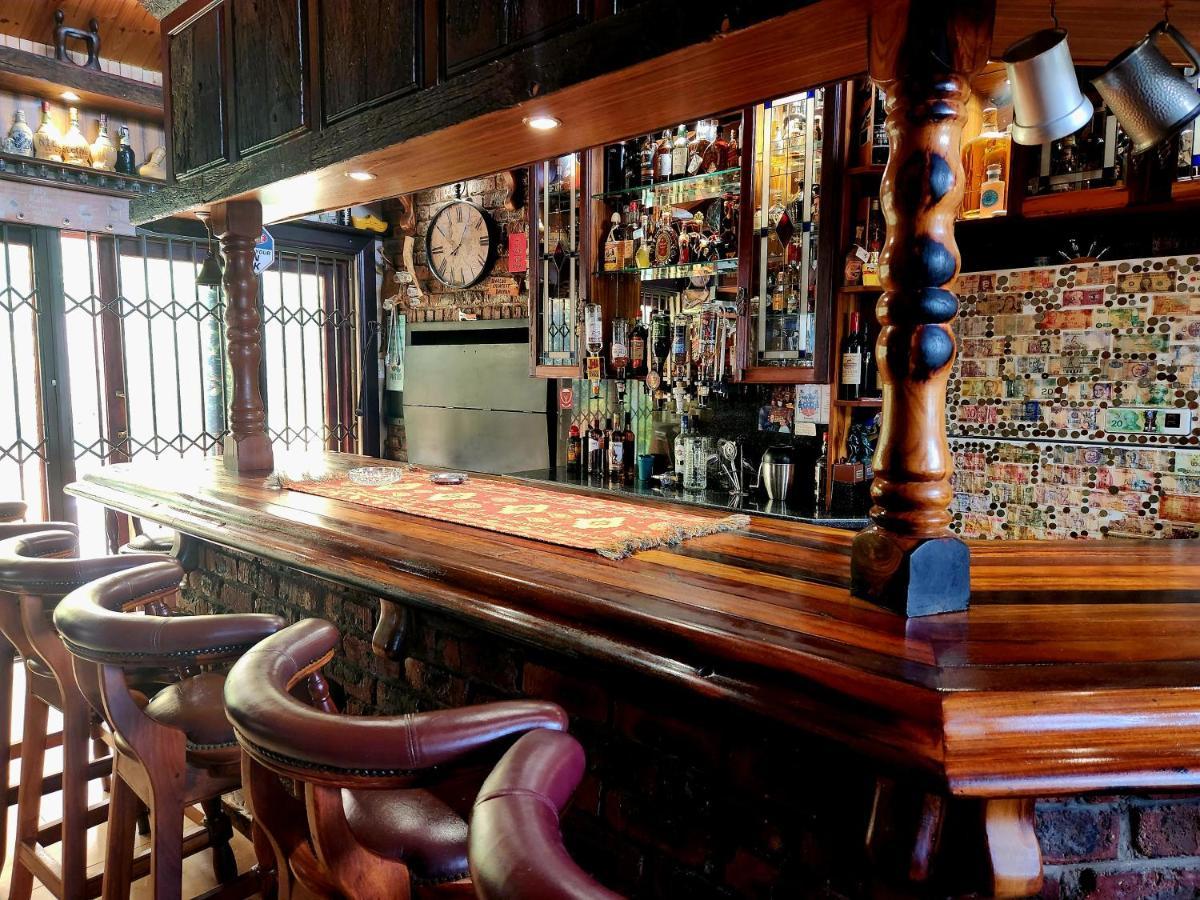 The Wooden Leg Guesthouse Kleinmond Extérieur photo